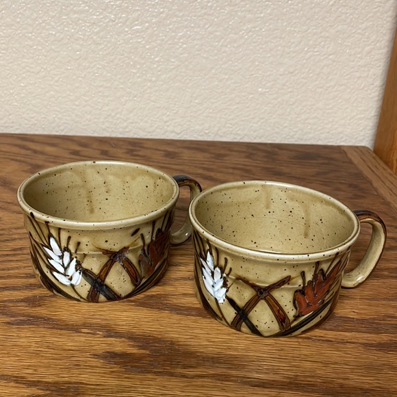 2 Vintage Otagiri Hand Painted Wheat Pattern Stoneware 14Oz Mugs Cups. - Picture 3 of 8